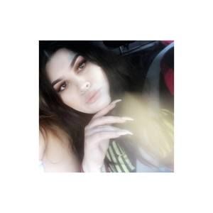 Meet your Posher, Mika